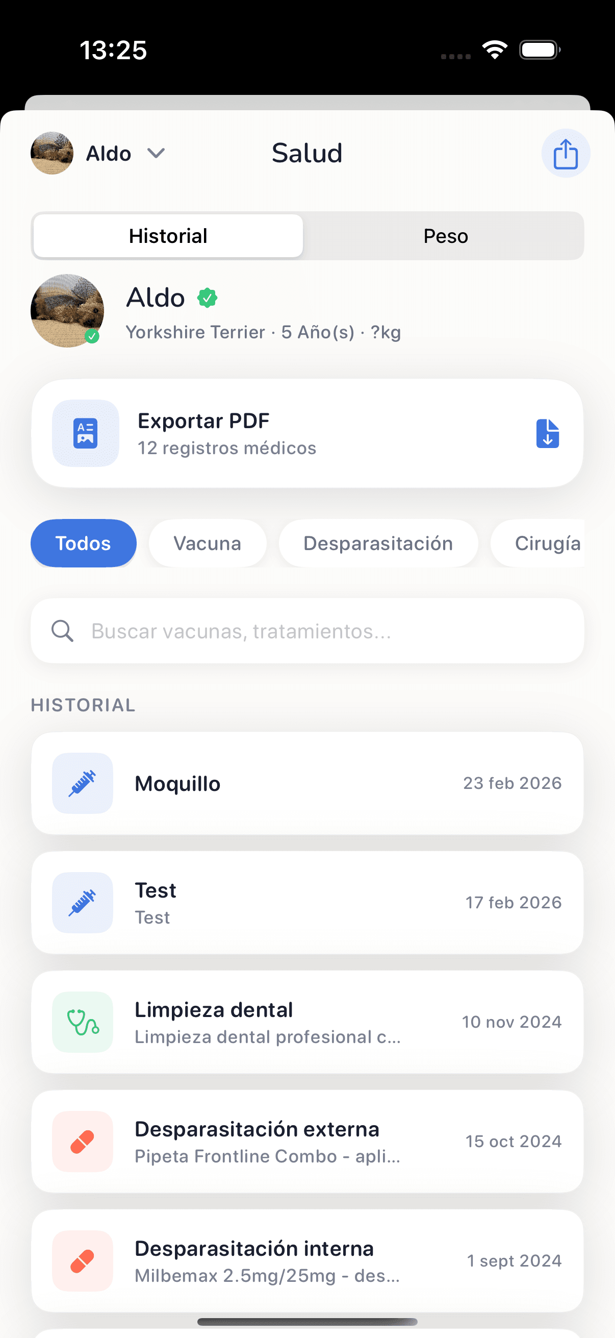 Historial médico completo con vacunas y tratamientos
